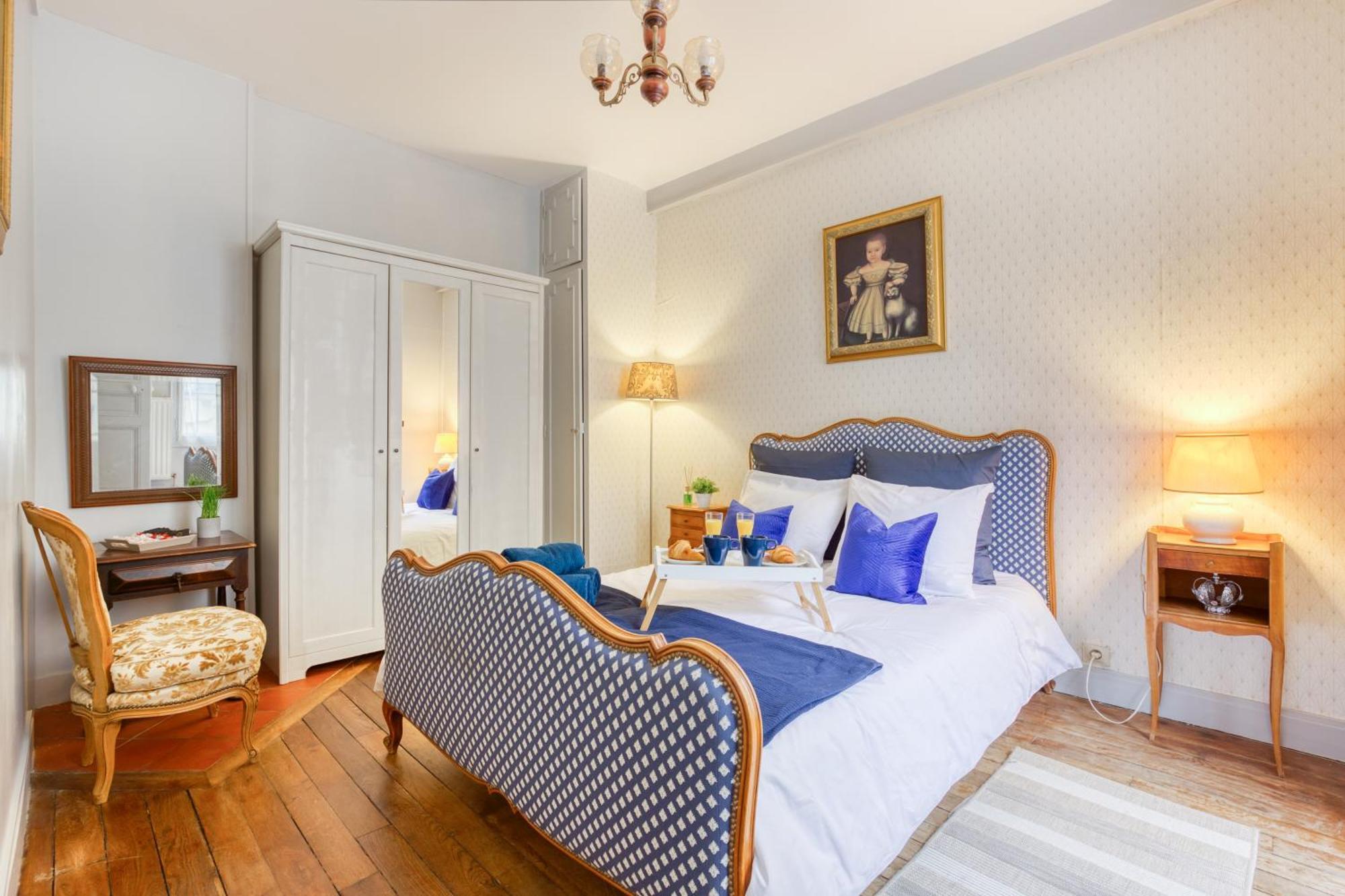 * Le Versaillais*2 Min A Pied Du Chateau Versailles Exterior photo